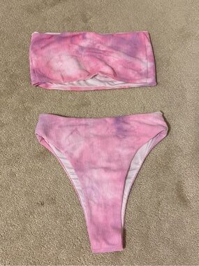437 bikini set